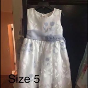 Girls size 5 dress
